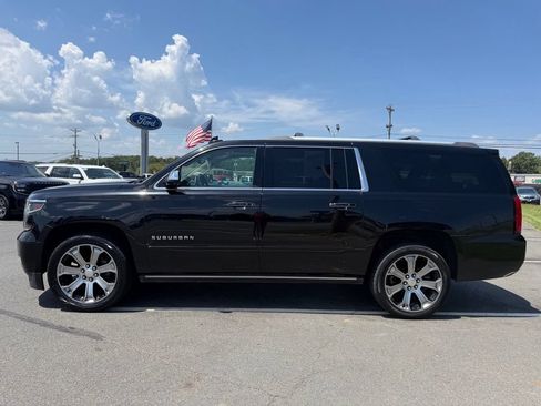Used 2018 Chevrolet Suburban Premier AWD/4WD image 8