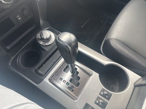 Used 2015 Toyota 4Runner SR5 image 12