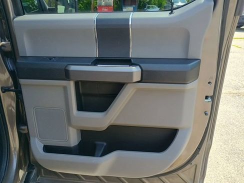 Used 2018 Ford F150 XLT AWD/4WD image 15