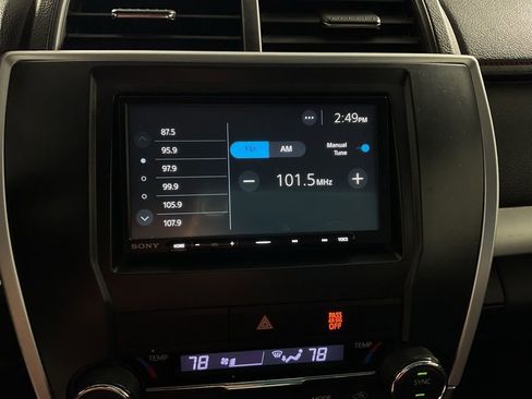 Used 2015 Toyota Camry XSE w/ Moonroof Package image 22