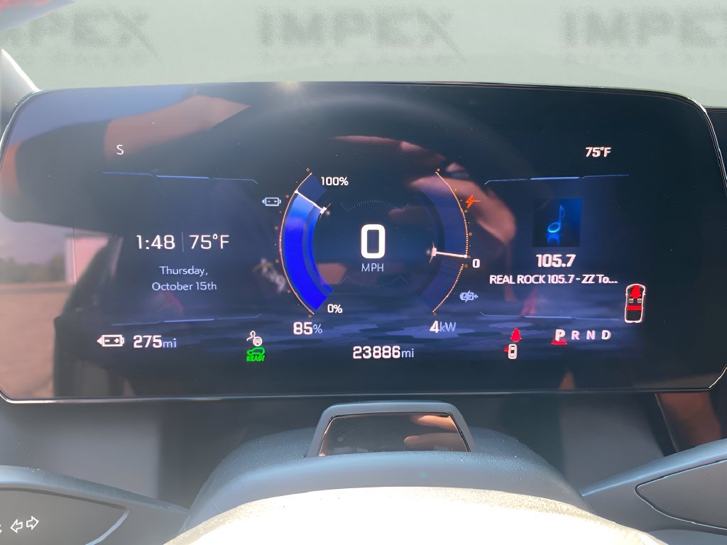 Used 2024 Chevrolet Equinox EV RS FWD image 30