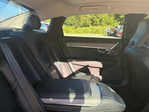 Used 2024 Volvo S90 T8 Ultimate AWD/4WD image 11