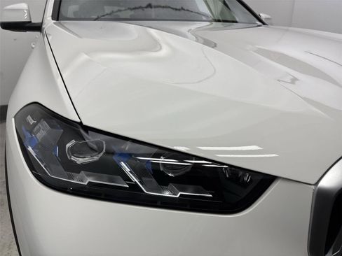 New 2026 BMW X5 xDrive50e w/ Executive Package image 18