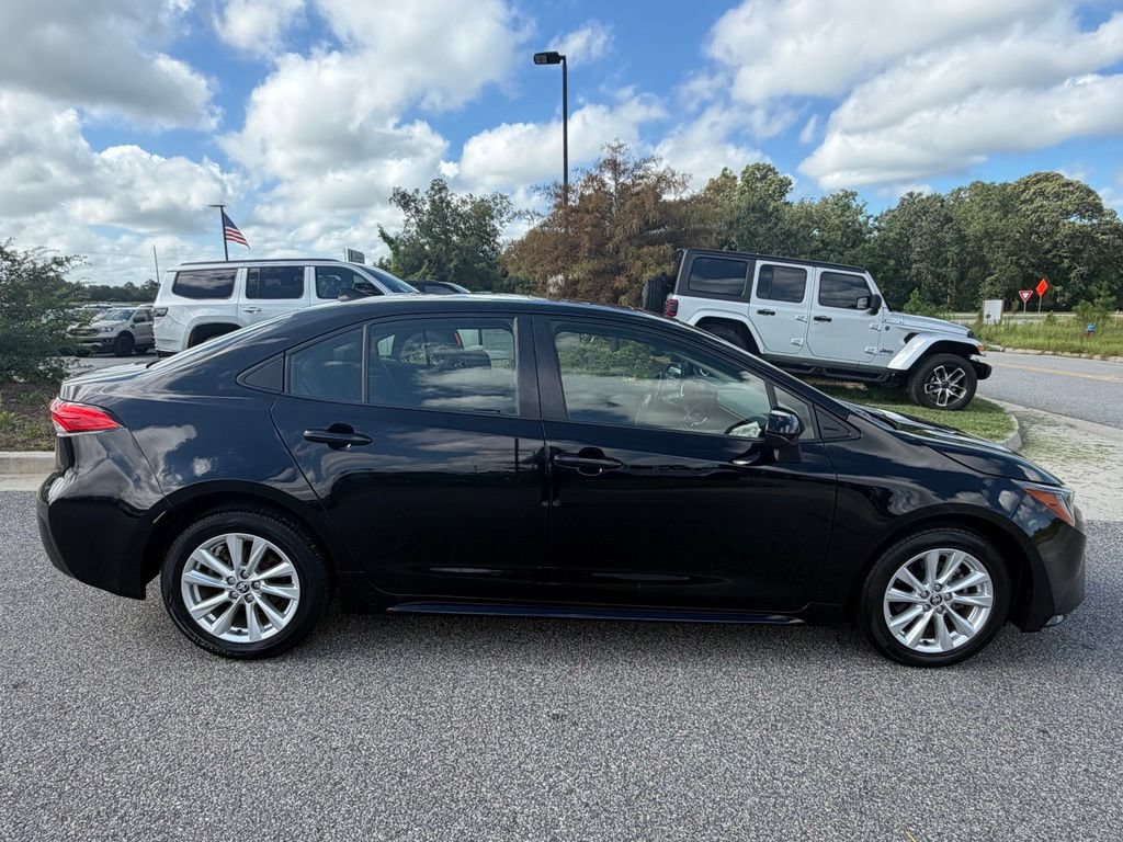 Used 2023 Toyota Corolla LE FWD image 20