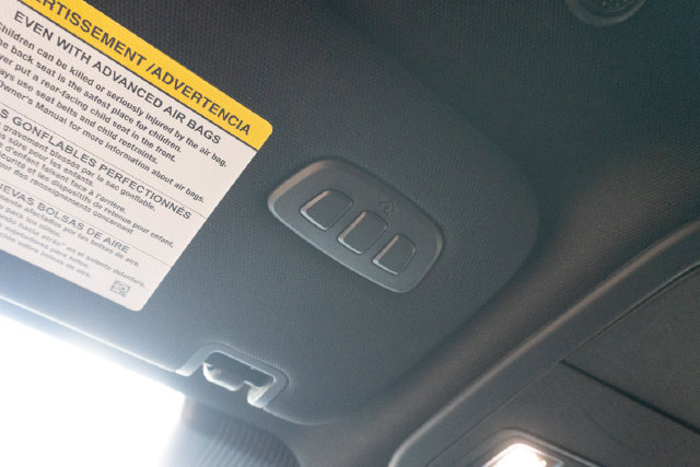 Used 2025 Ford Explorer ST-Line AWD/4WD image 35