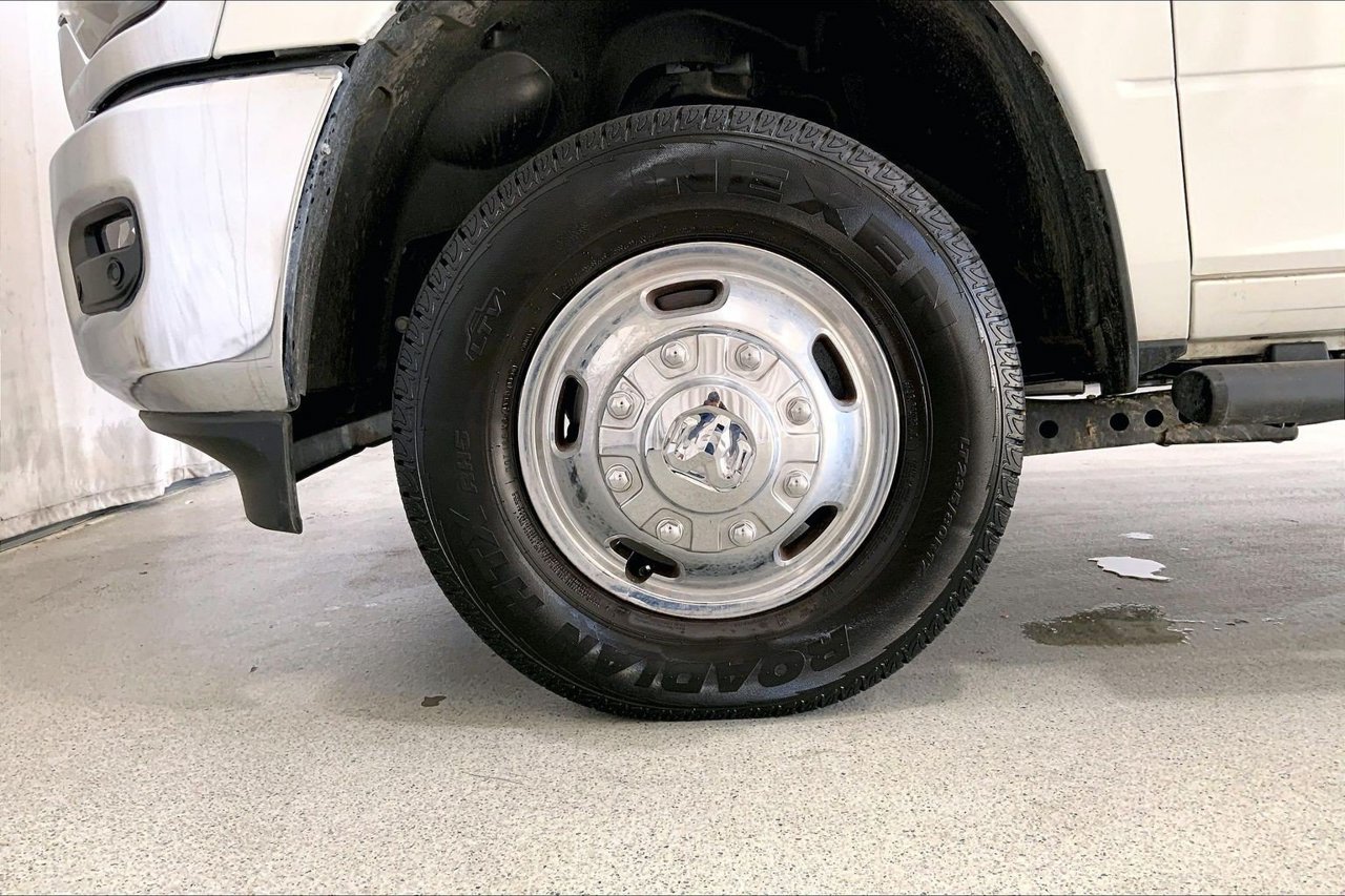 Used 2026 RAM 3500 Tradesman AWD/4WD image 8