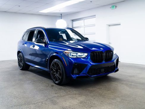 Used 2021 BMW X5 M w/ Competition Package image 28