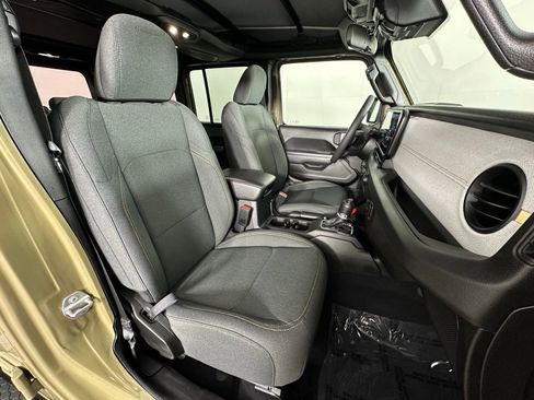 Used 2025 Jeep Wrangler Unlimited Sport S 4xe w/ Convenience Group image 6