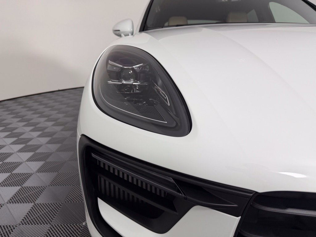 Used 2024 Porsche Macan S AWD/4WD image 10