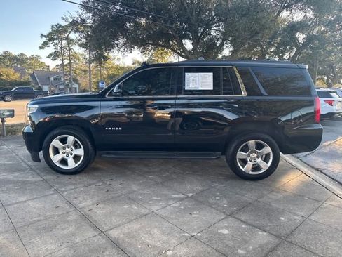 Used 2018 Chevrolet Tahoe LS w/ All-Season Package image 4