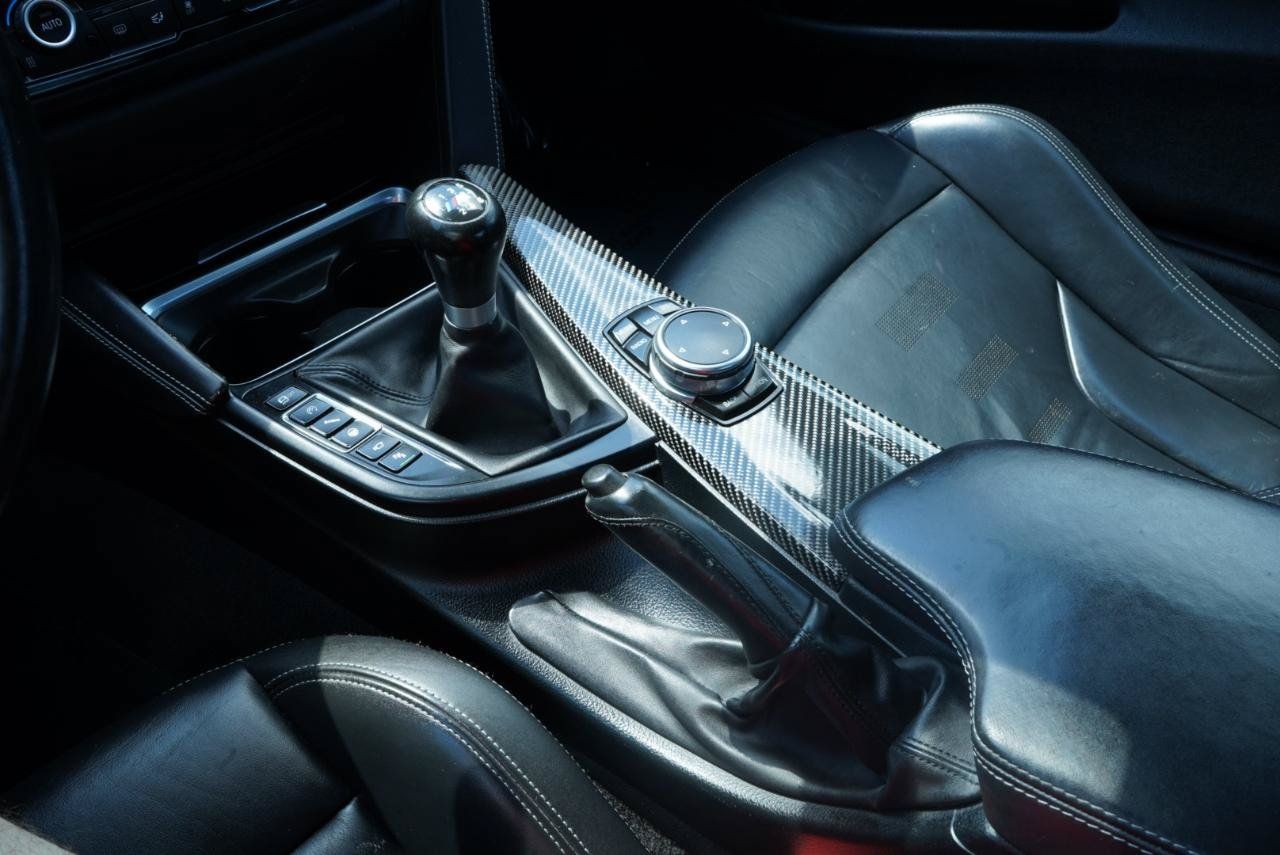 Used 2016 BMW M4 Coupe w/ Executive Package RWD image 41