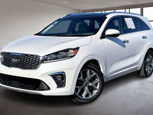 Used 2019 Kia Sorento SX image 3