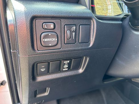 Used 2017 Toyota 4Runner TRD Off-Road Premium image 13