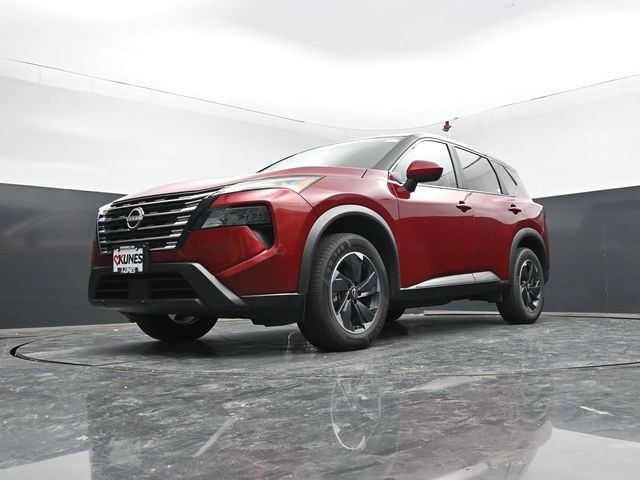 Used 2025 Nissan Rogue SV AWD/4WD image 44