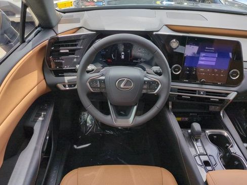 Used 2025 Lexus RX 350 FWD w/ Accessory Package image 15