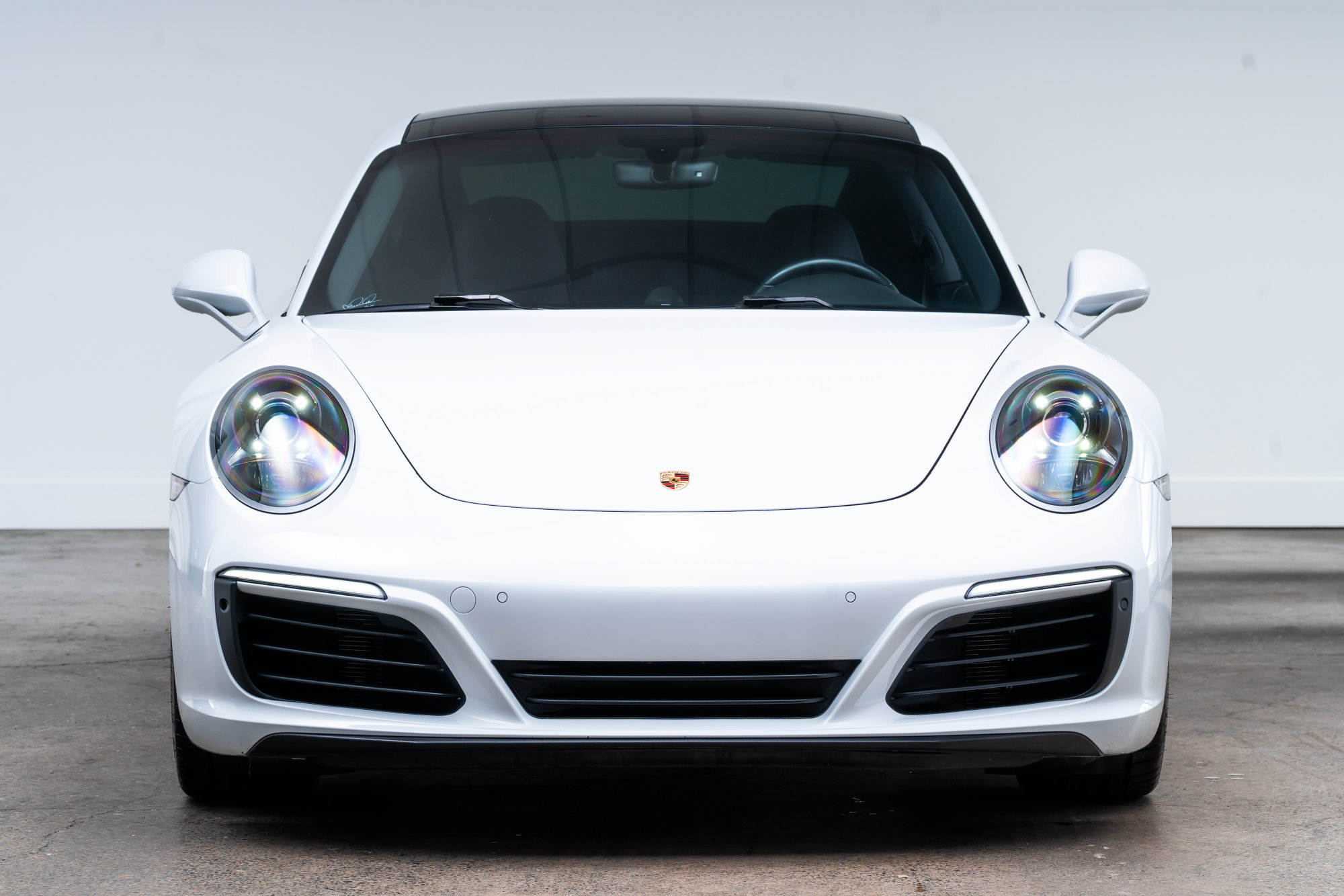 Used 2018 Porsche 911 Carrera S RWD image 3