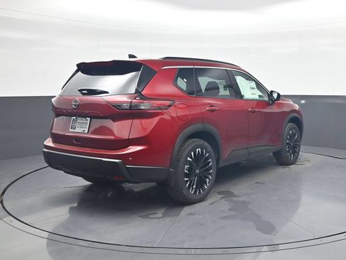 Certified 2026 Nissan Rogue Dark Armor FWD image 10