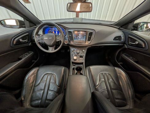 Used 2016 Chrysler 200 S w/ Navigation & Sound Group I AWD/4WD image 5