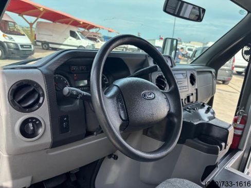 Used 2019 Ford E-450 and Econoline 450 Super Duty w/ Shuttle Bus Prep Package RWD image 15