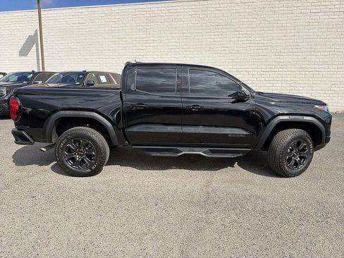 Used 2025 GMC Canyon Elevation w/ Technology Package RWD image 3