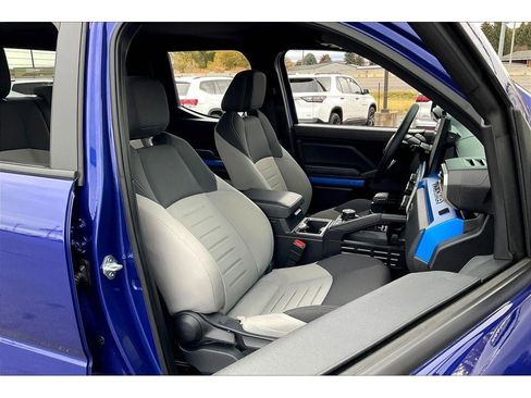 Used 2024 Toyota Tacoma TRD Sport image 8