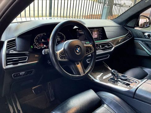 Used 2019 BMW X7 xDrive50i w/ M Sport Package AWD/4WD image 17