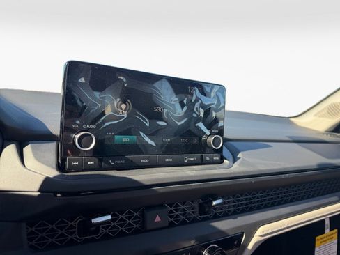 New 2025 Honda Accord SE image 17