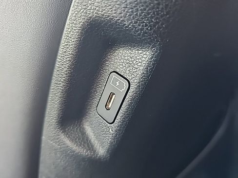 Certified 2025 Hyundai Santa Fe SEL image 37