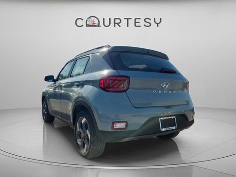 New 2026 Hyundai Venue SEL image 2