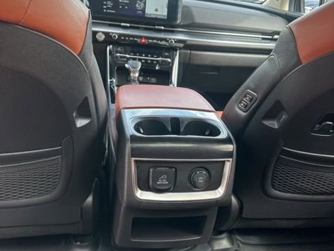 Used 2024 Kia Carnival SX Prestige FWD image 25