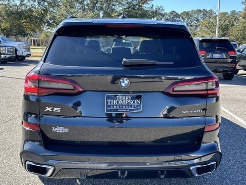 Used 2022 BMW X5 sDrive40i w/ M Sport Package image 3