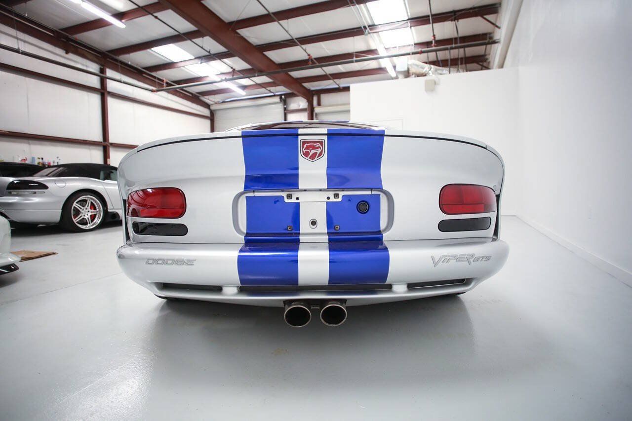 Used 1999 Dodge Viper GTS RWD image 6