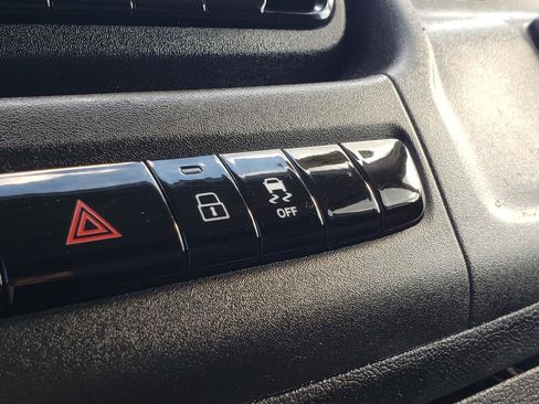 Used 2023 RAM ProMaster 2500 image 17