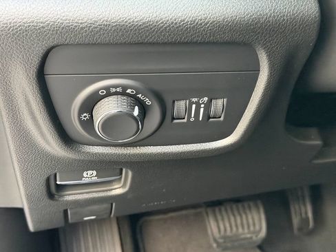 New 2026 Jeep Grand Cherokee L Summit AWD/4WD image 8