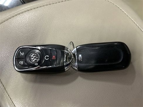 Used 2019 Buick Enclave Essence w/ Trailering Package, 5000 lbs. image 39