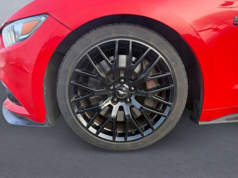 Used 2017 Ford Mustang GT w/ GT Performance Package image 9