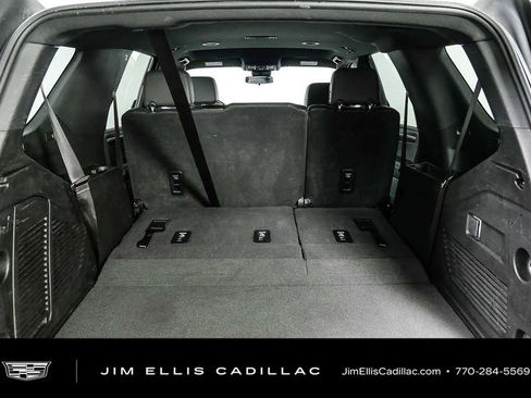 Used 2025 Chevrolet Tahoe LT RWD image 33