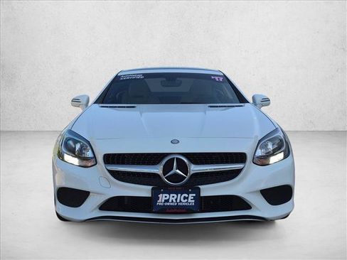 Used 2017 Mercedes-Benz SLC 300 image 2