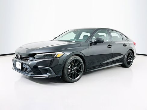 Used 2024 Honda Civic Sport image 3