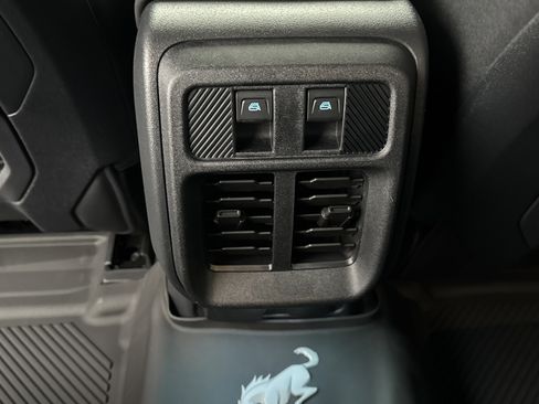 New 2025 Ford Bronco Badlands image 21