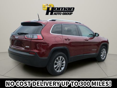 Used 2019 Jeep Cherokee Latitude Plus w/ Cold Weather Group AWD/4WD image 5