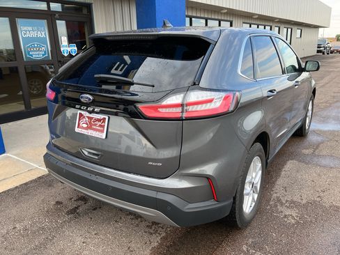 Used 2024 Ford Edge SEL image 7