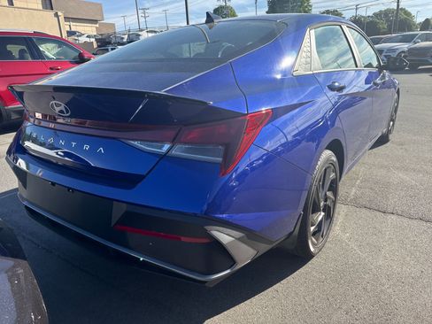 Used 2026 Hyundai Elantra Sport image 7