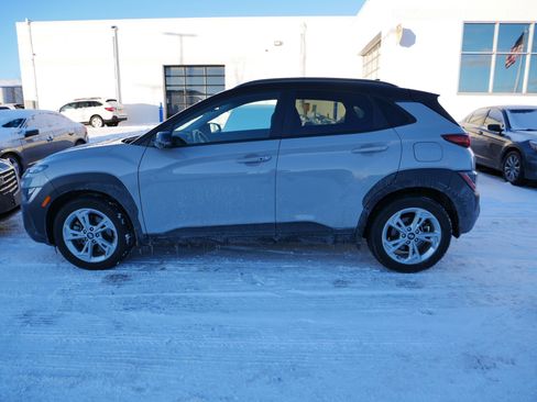 Used 2023 Hyundai Kona SEL image 3