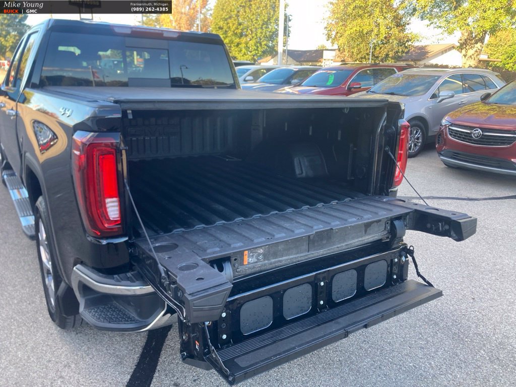 Used 2026 GMC Sierra 1500 SLT w/ SLT Premium Plus Package AWD/4WD image 9