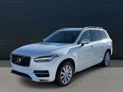 Used 2017 Volvo XC90 T6 Momentum w/ Vision Package