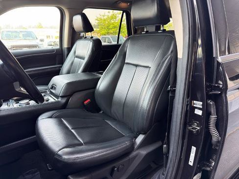 Certified 2022 Ford Expedition XLT AWD/4WD image 19