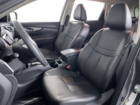 Used 2016 Nissan Rogue SL w/ SL Premium Package image 12