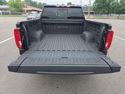 Used 2025 GMC Sierra 1500 Denali Ultimate AWD/4WD image 12