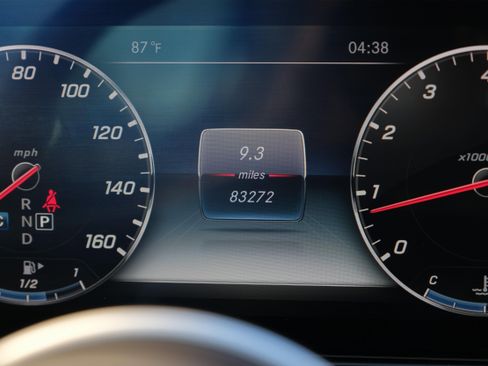 Used 2019 Mercedes-Benz E 450 Coupe w/ AMG Line Package image 17